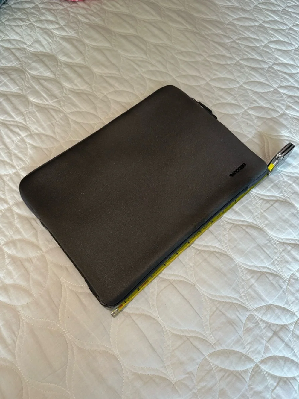Incase Charcoal Gray Zipped Laptop Sleeve